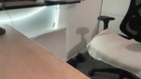 Snapshot of jonznow123 chatting on December 2024 01:28:01 PM jonznow123 online show from December 2024 01:28:01 PM