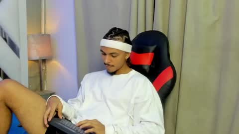 Snapshot of jordan_love7 chatting on November 2025 12:49:02 PM jordan online show from November 2025 12:49:02 PM