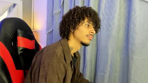 Snapshot of jordan_love7 chatting on January 2026 12:33:02 PM jordan online show from January 2026 12:33:02 PM