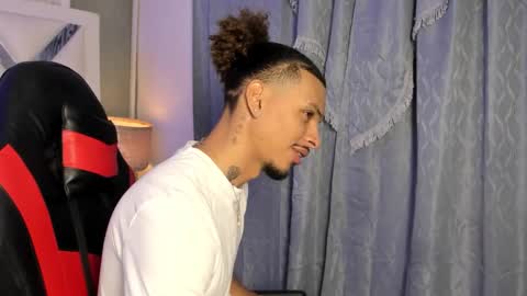 Snapshot of jordan_love7 chatting on January 2026 12:32:02 PM jordan online show from January 2026 12:32:02 PM