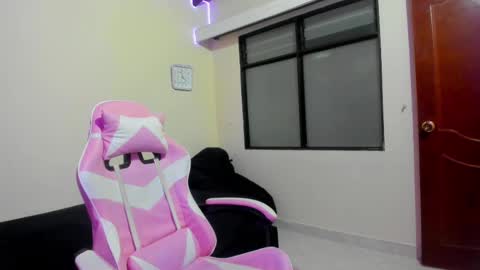 Snapshot of jordan_mm420 chatting on November 2025 03:06:02 AM jordan online show from November 2025 03:06:02 AM