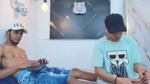 jordanandandrew online show from October 2025 09:12:02 PM