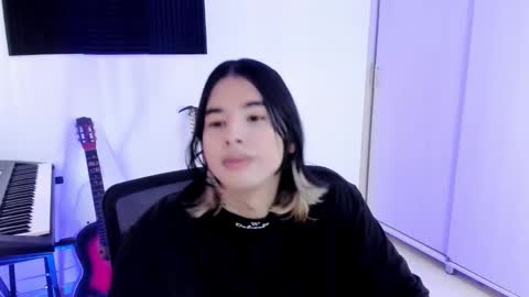 Jiho online show from November 2025 03:47:02 PM