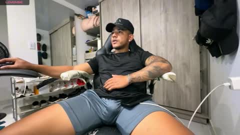 DAVID online show from November 2025 12:00:01 AM