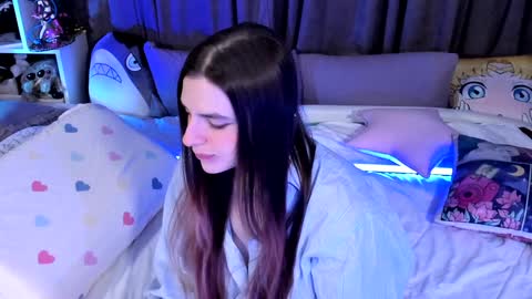 Rose online show from January 2025 10:01:02 PM