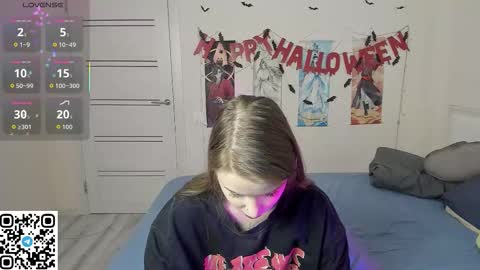 Mila online show from November 2025 12:46:01 AM