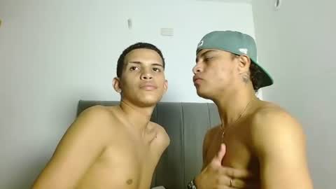 JOSE AND DANIEL online show from June 2026 11:25:01 PM