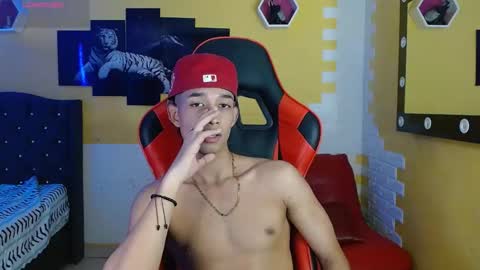 jose_sexycumm online show from November 2025 10:54:01 PM