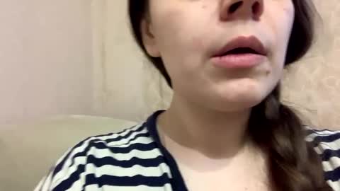 Snapshot of josefine_darkfeel chatting on December 2024 12:11:01 PM Josefine darkfeel online show from December 2024 12:11:01 PM