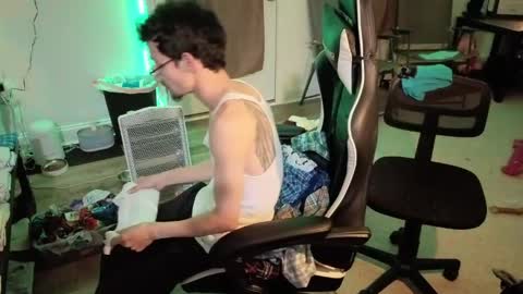 Josef online show from April 2026 02:11:02 AM