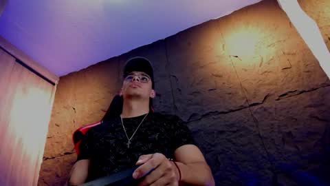 JOSEPH  online show from November 2025 11:43:02 AM