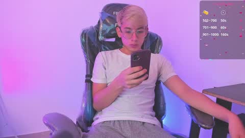 JOSEPH BROWN online show from January 2025 01:10:02 PM