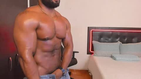 joseph palacios online show from November 2025 04:40:01 PM