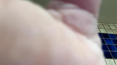 josephroberts600 online show from April 2026 06:05:01 AM