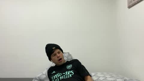 Nicolas online show from March 2025 12:26:02 AM