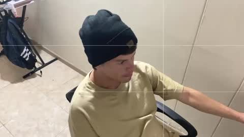 Nicolas online show from April 2026 01:52:02 AM