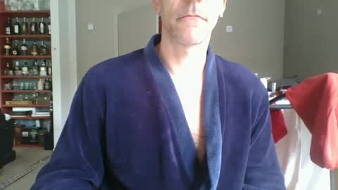 joshua154197 online show from April 2026 11:48:01 AM