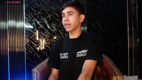 Snapshot of joshua_saenz_ chatting on April 2026 03:15:01 AM joshua_saenz_ online show from April 2026 03:15:01 AM