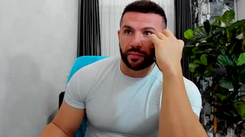 joshuamuscle69 online show from January 2026 05:27:02 PM