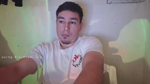 Snapshot of josq121 chatting on November 2025 09:35:01 AM josq121 online show from November 2025 09:35:01 AM