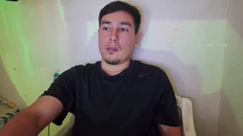 Snapshot of josq121 chatting on December 2025 08:07:02 PM josq121 online show from December 2025 08:07:02 PM