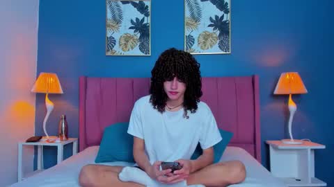 Snapshot of joss_shellby chatting on November 2025 01:32:02 PM joss_shellby online show from November 2025 01:32:02 PM