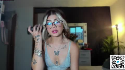 josephine   independent model    online show from January 2025 11:10:02 PM