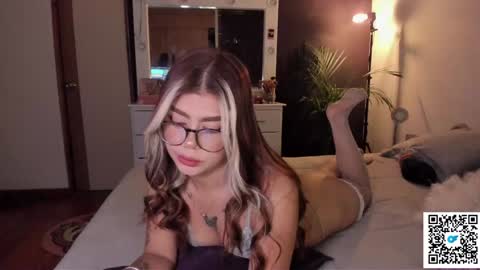 josephine   independent model    online show from January 2025 11:34:01 PM