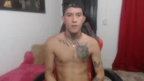 josue_linares online show from November 2025 06:12:01 AM
