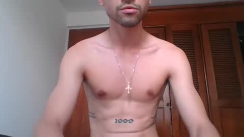 Snapshot of jovenvergonguapo09 chatting on December 2024 08:04:02 PM Van Helsing online show from December 2024 08:04:02 PM