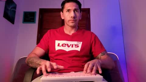  JOYLOPEZFIT online show from February 2026 12:05:02 PM