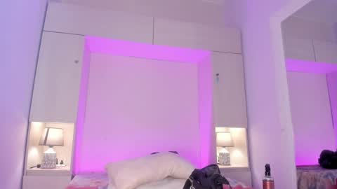 Snapshot of joyceblake chatting on February 2026 08:31:02 PM joyceblake online show from February 2026 08:31:02 PM