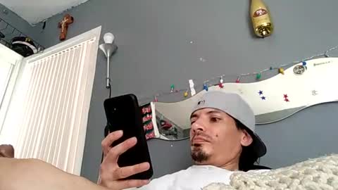 dLowfrk online show from October 2025 08:37:02 PM