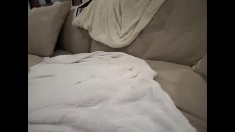 Snapshot of jtl12 chatting on December 2024 09:37:01 PM jtl12 online show from December 2024 09:37:01 PM