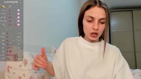 Snapshot of ju_lii chatting on January 2026 08:25:02 PM Julia and Julia online show from January 2026 08:25:02 PM