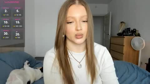 Snapshot of ju_lii chatting on February 2026 01:26:02 PM Julia and Julia online show from February 2026 01:26:02 PM