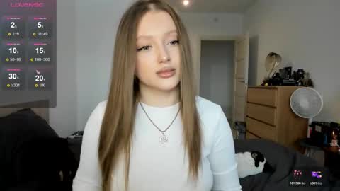 Snapshot of ju_lii chatting on February 2026 01:07:01 PM Julia and Julia online show from February 2026 01:07:01 PM