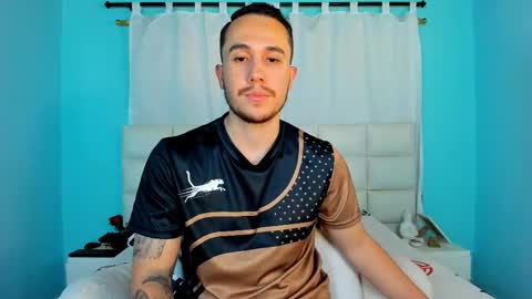 Juan online show from November 2025 01:44:01 AM