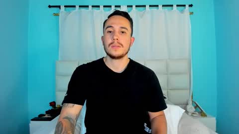 Juan online show from November 2025 10:11:02 PM