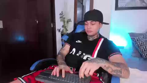 Snapshot of juan_alvarez18 chatting on September 2025 08:19:01 PM juan_alvarez18 online show from September 2025 08:19:01 PM