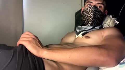 lJuanl online show from May 2026 07:22:01 PM