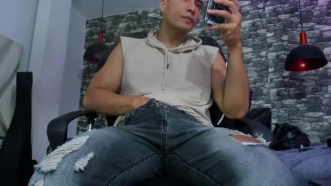 Snapshot of juan_jsmith chatting on February 2025 02:37:02 PM juan_jsmith online show from February 2025 02:37:02 PM