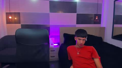 JuanSteven online show from December 2024 07:30:01 AM