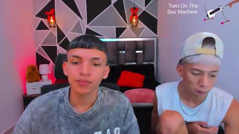 JuanSteven online show from March 2026 03:32:02 AM