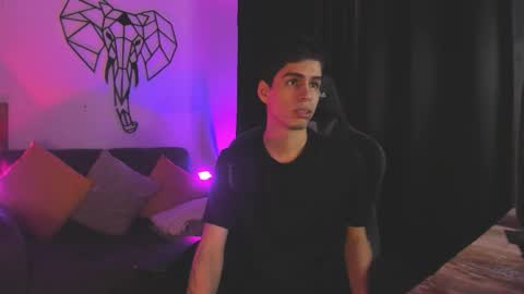 Snapshot of juan_posada1 chatting on February 2026 01:39:01 PM Juan Posada online show from February 2026 01:39:01 PM