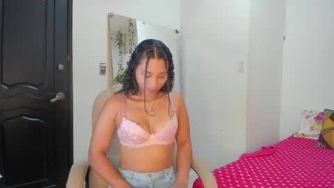 Snapshot of juana_naranjo chatting on July 2026 03:13:02 AM juana_naranjo online show from July 2026 03:13:02 AM