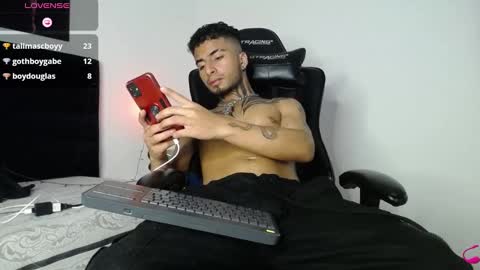 Snapshot of juancamilo66_ chatting on February 2025 08:11:02 AM juancamilo66_ online show from February 2025 08:11:02 AM