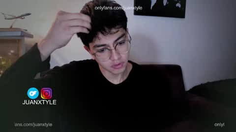 . online show from October 2025 07:22:01 PM