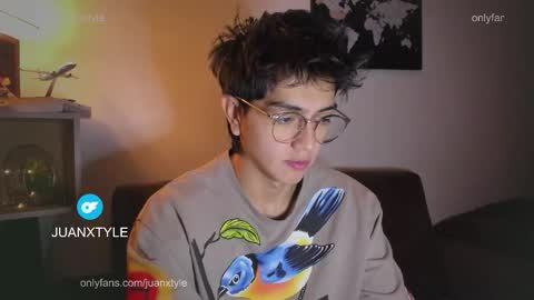 . online show from November 2025 05:00:01 PM