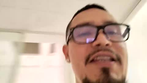 juanchis_24 online show from October 2025 12:02:02 PM